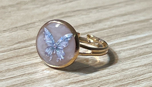 “Butterfly” ring