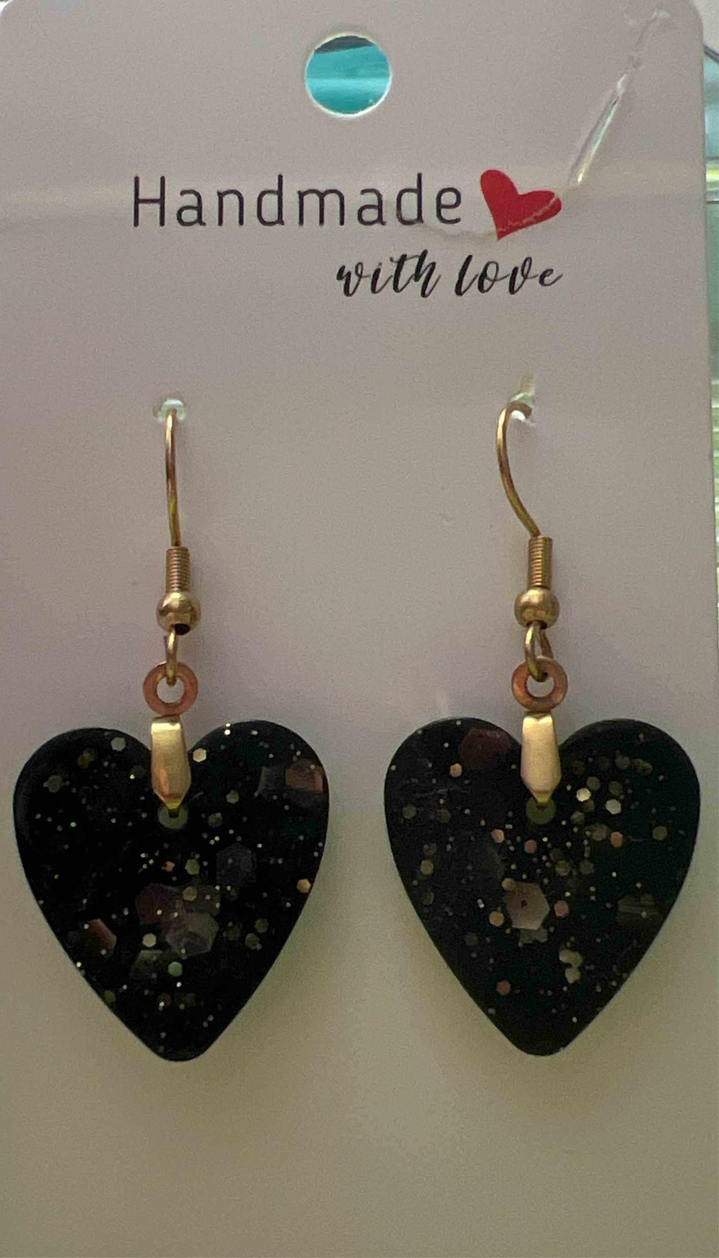 Black and gold hearts